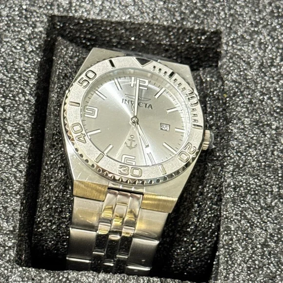 Invicta Watch - Picture 2 of 7